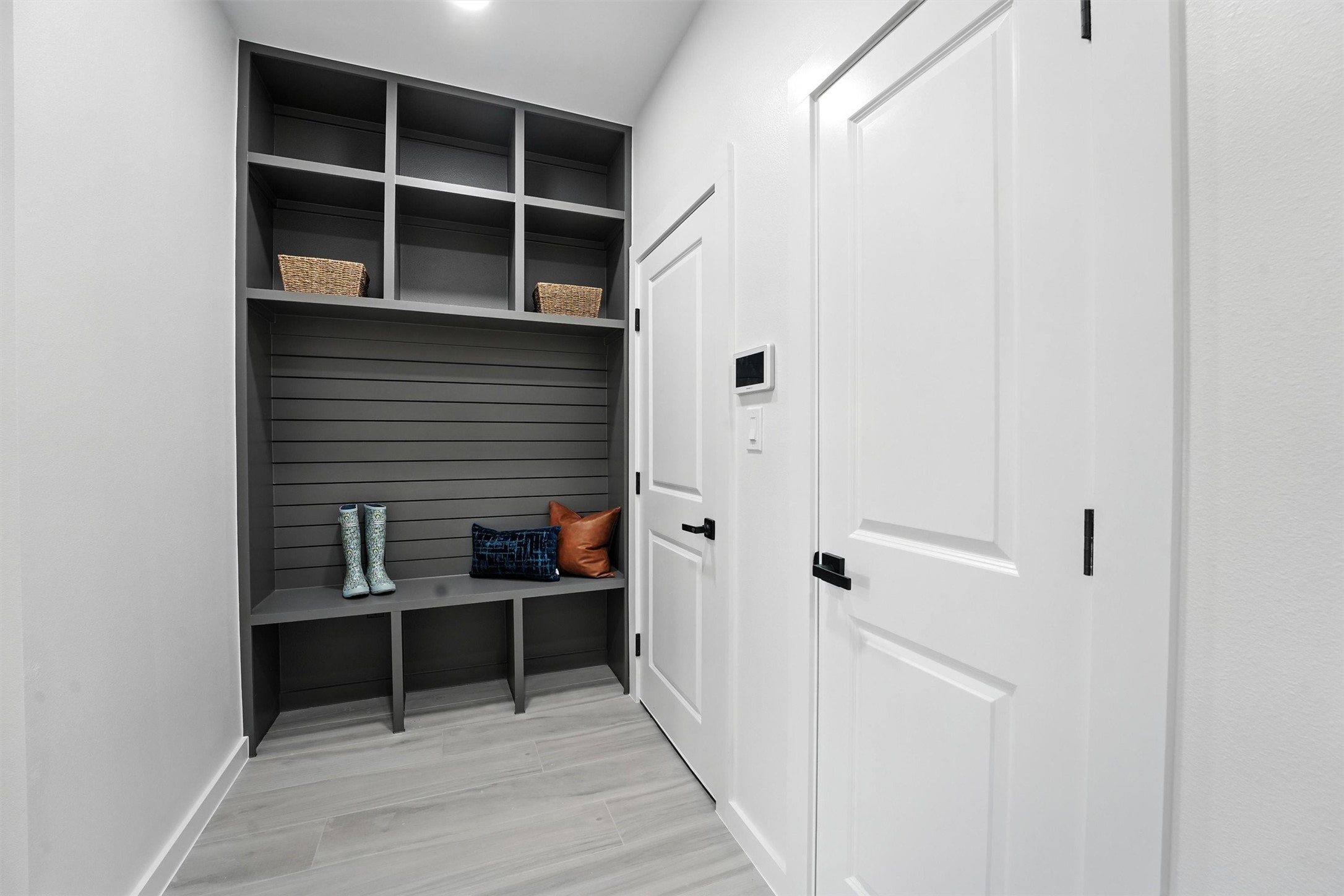 256 Davis Bend Road Alvin, TX 77511 - Photo 13 of 34 a view of a walk in closet