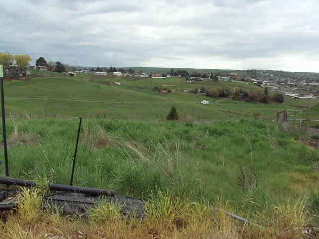 $75,000 | 2070 Sargent Drive, Clarkston, WA 99403