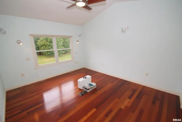 $465,000 | 5529 Baraboo Court, Davenport, IA 52804