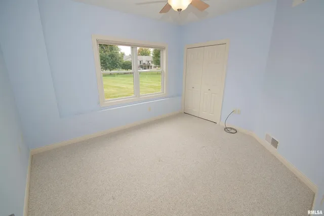 $465,000 | 5529 Baraboo Court, Davenport, IA 52804