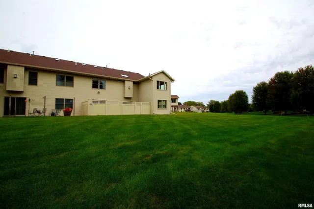 $465,000 | 5529 Baraboo Court, Davenport, IA 52804