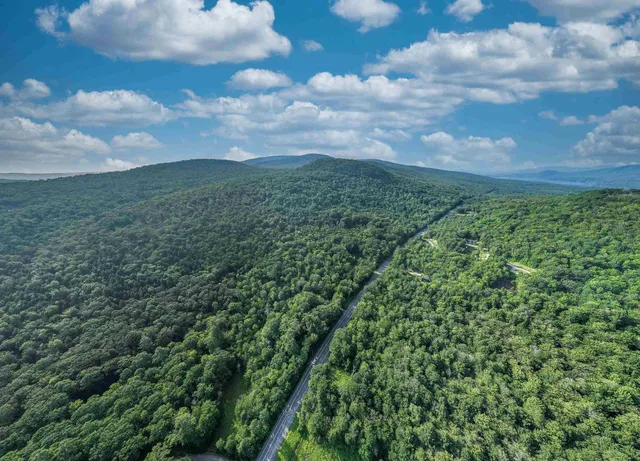 $699,000 | 613 Mayhew Turnpike, Unit 227024 & 227023, Plymouth, NH 03264