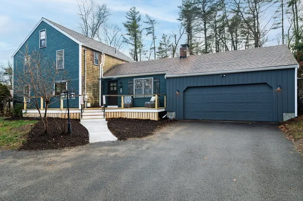 $929,900 | 757 West Street, Duxbury, MA 02332