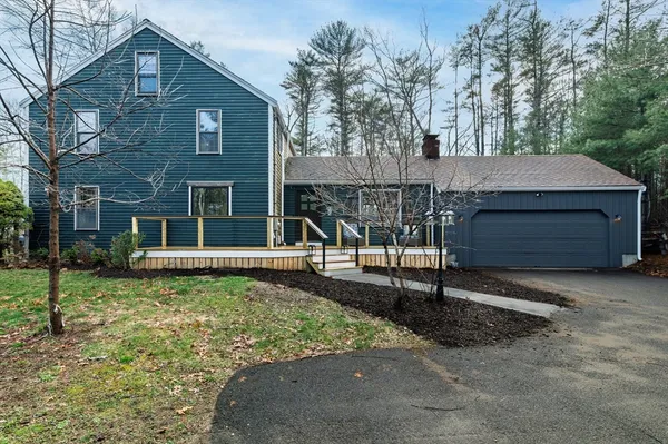 $929,900 | 757 West Street, Duxbury, MA 02332