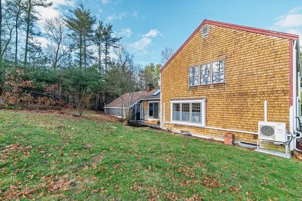$929,900 | 757 West Street, Duxbury, MA 02332
