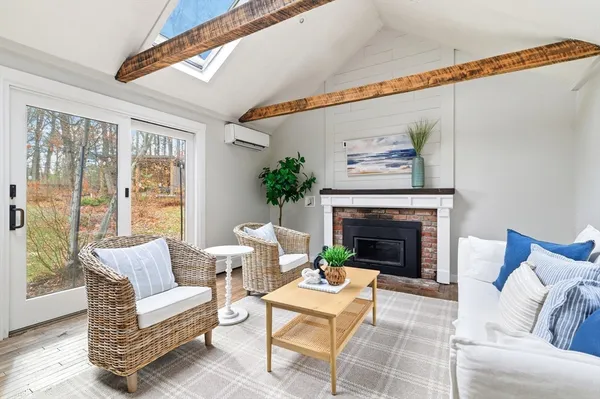 $929,900 | 757 West Street, Duxbury, MA 02332