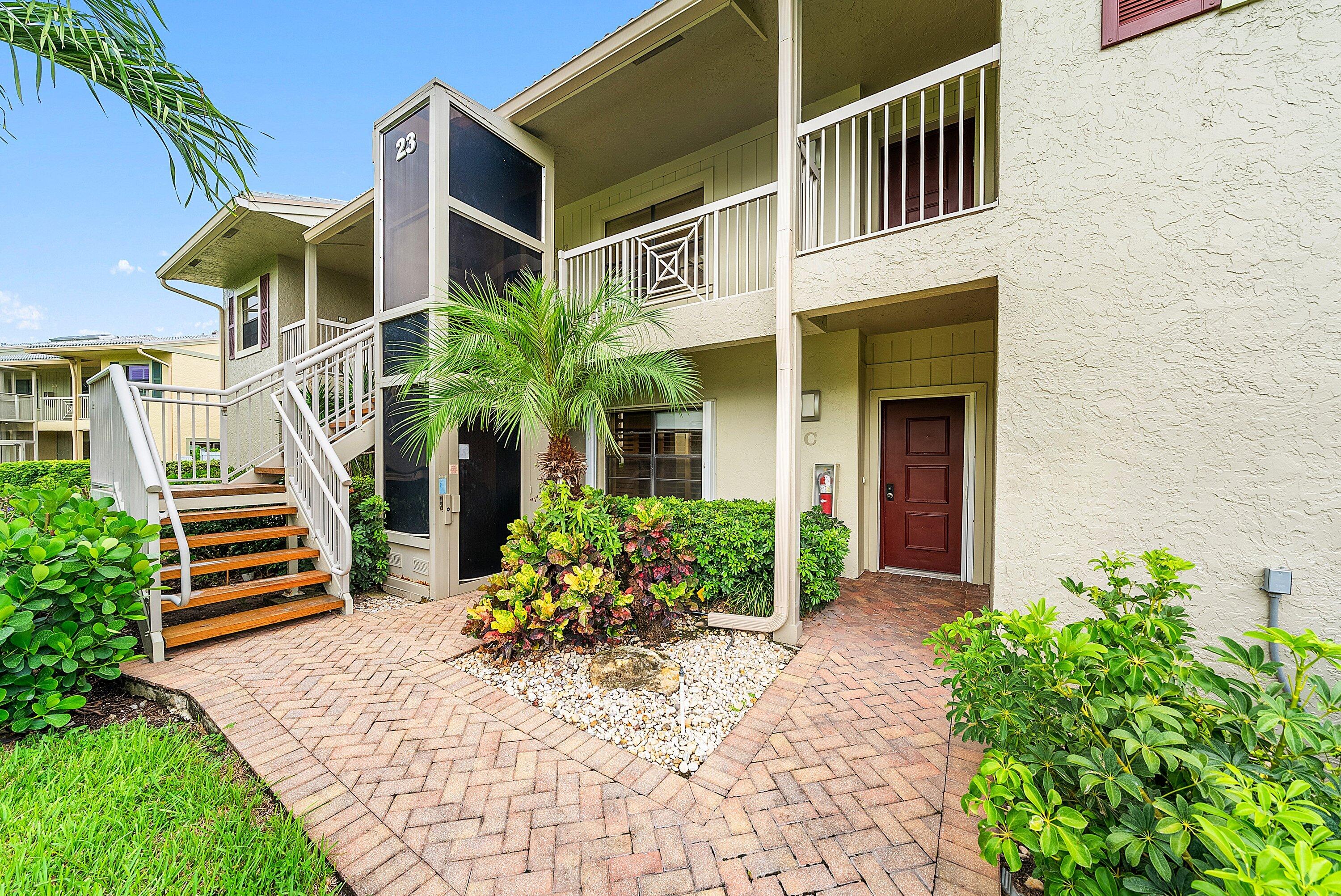 23 Eastgate Drive, Unit C Boynton Beach, FL 33436 - Photo 5 of 71 Front Ext