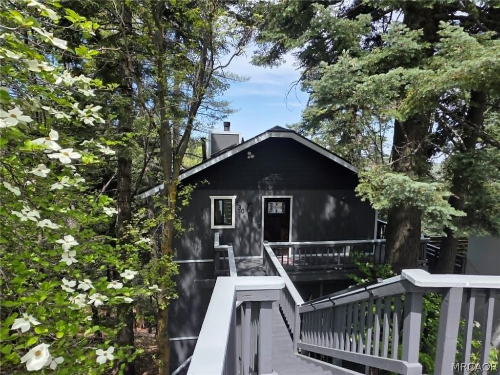 590 Arrowhead Villa Road Lake Arrowhead, CA 92352 - Photo 39 of 43