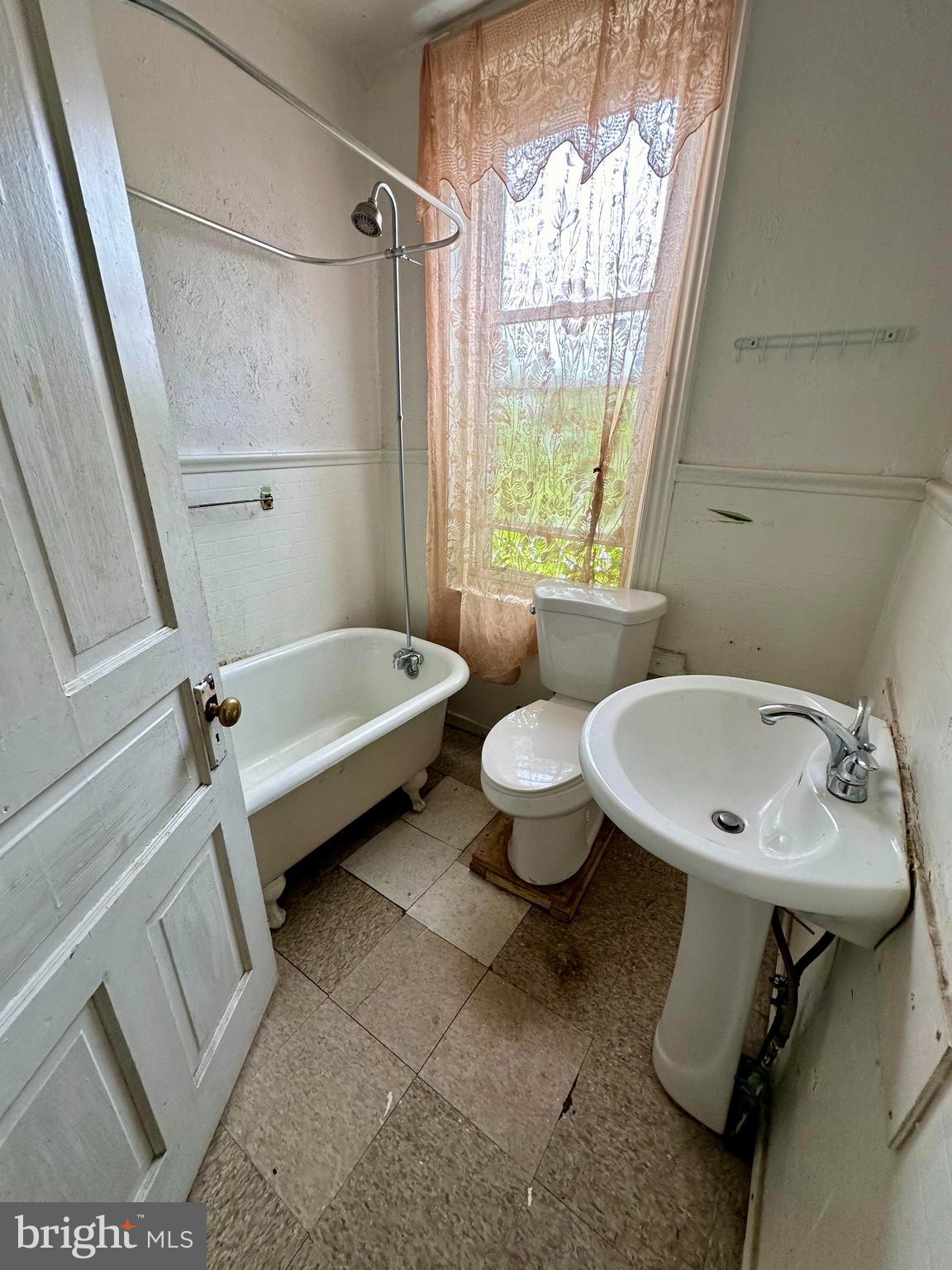 4447 North 19th Street Philadelphia, PA 19140 - Photo 12 of 14