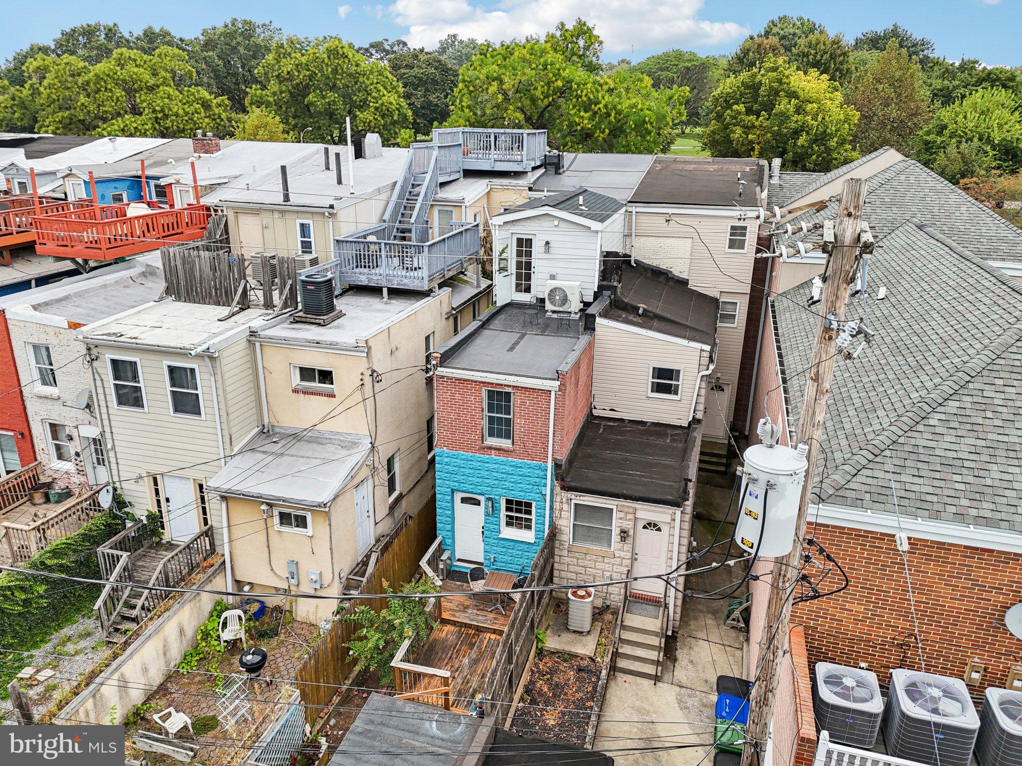2341 Eastern Avenue Baltimore, MD 21224 - Photo 37 of 43 an aerial view of residential houses with outdoor space