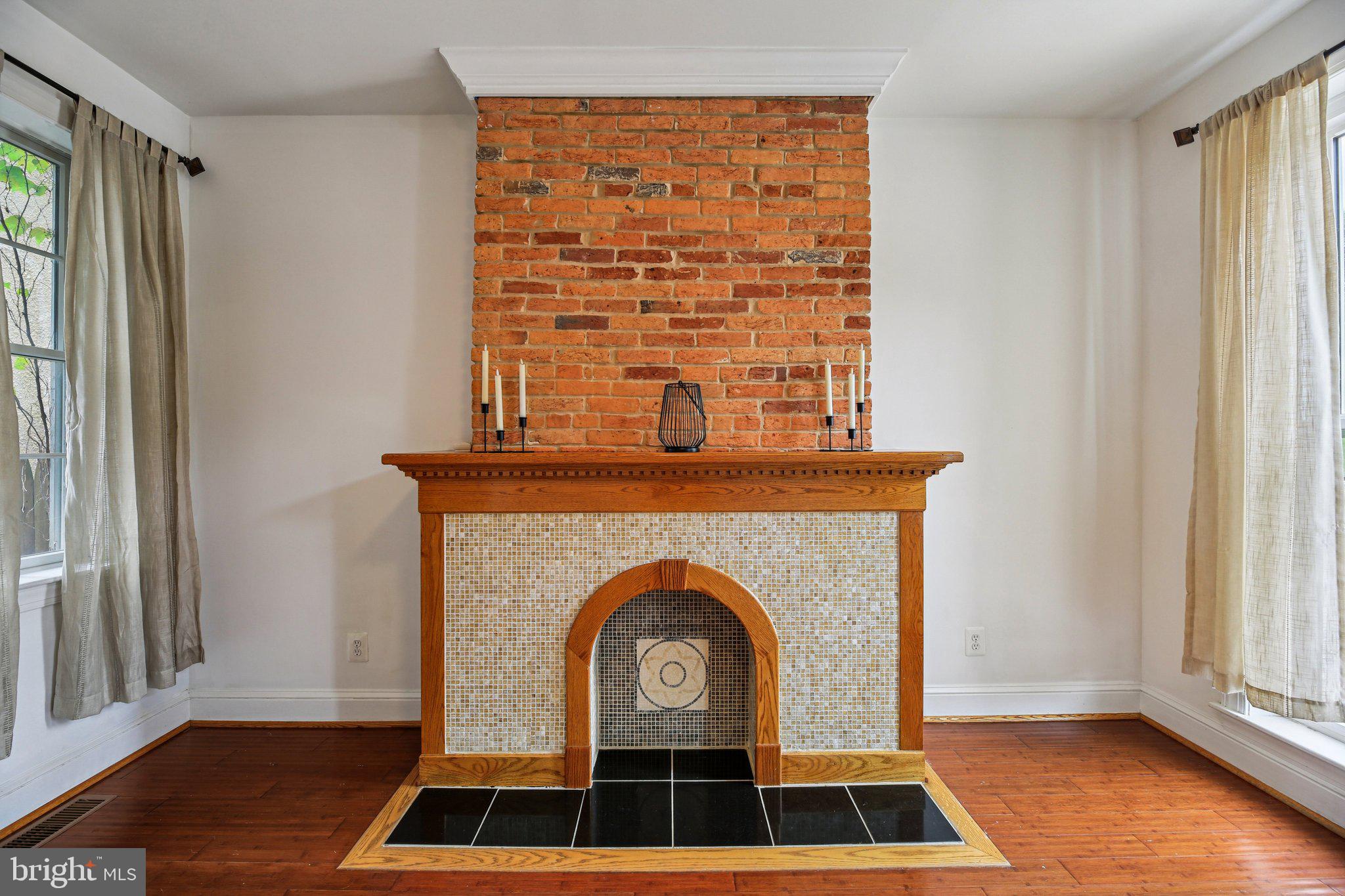 2341 Eastern Avenue Baltimore, MD 21224 - Photo 4 of 43 a view of livingroom with window