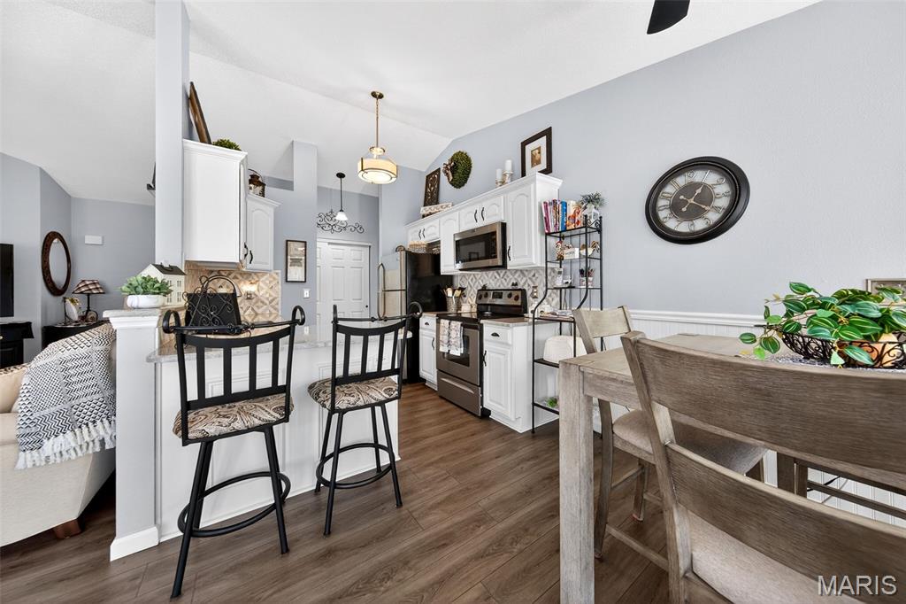 2361 Arkansas Drive High Ridge, MO 63049 - Photo 5 of 21