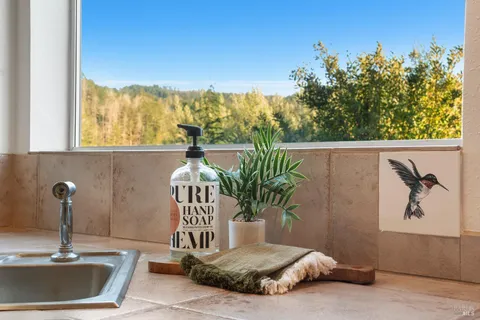 $995,000 | 12303 Margie Lane, Glen Ellen, CA 95442