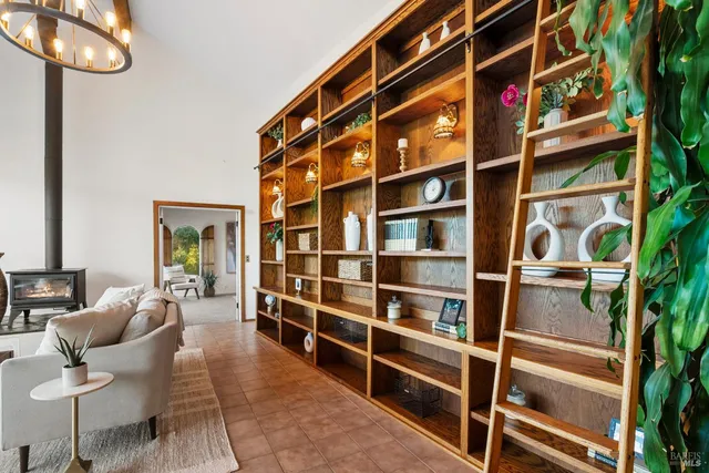 $995,000 | 12303 Margie Lane, Glen Ellen, CA 95442