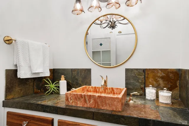 $995,000 | 12303 Margie Lane, Glen Ellen, CA 95442