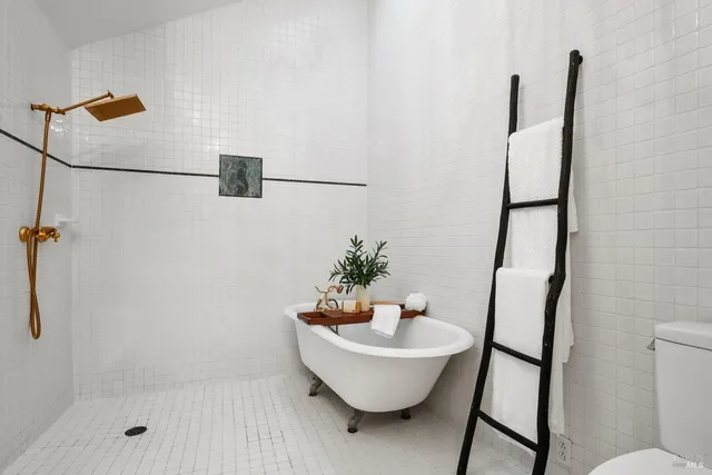 $995,000 | 12303 Margie Lane, Glen Ellen, CA 95442