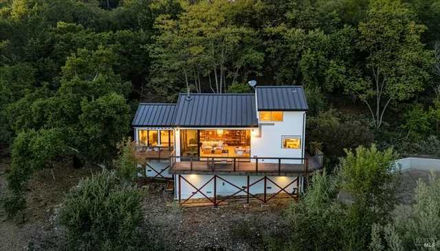 $995,000 | 12303 Margie Lane, Glen Ellen, CA 95442