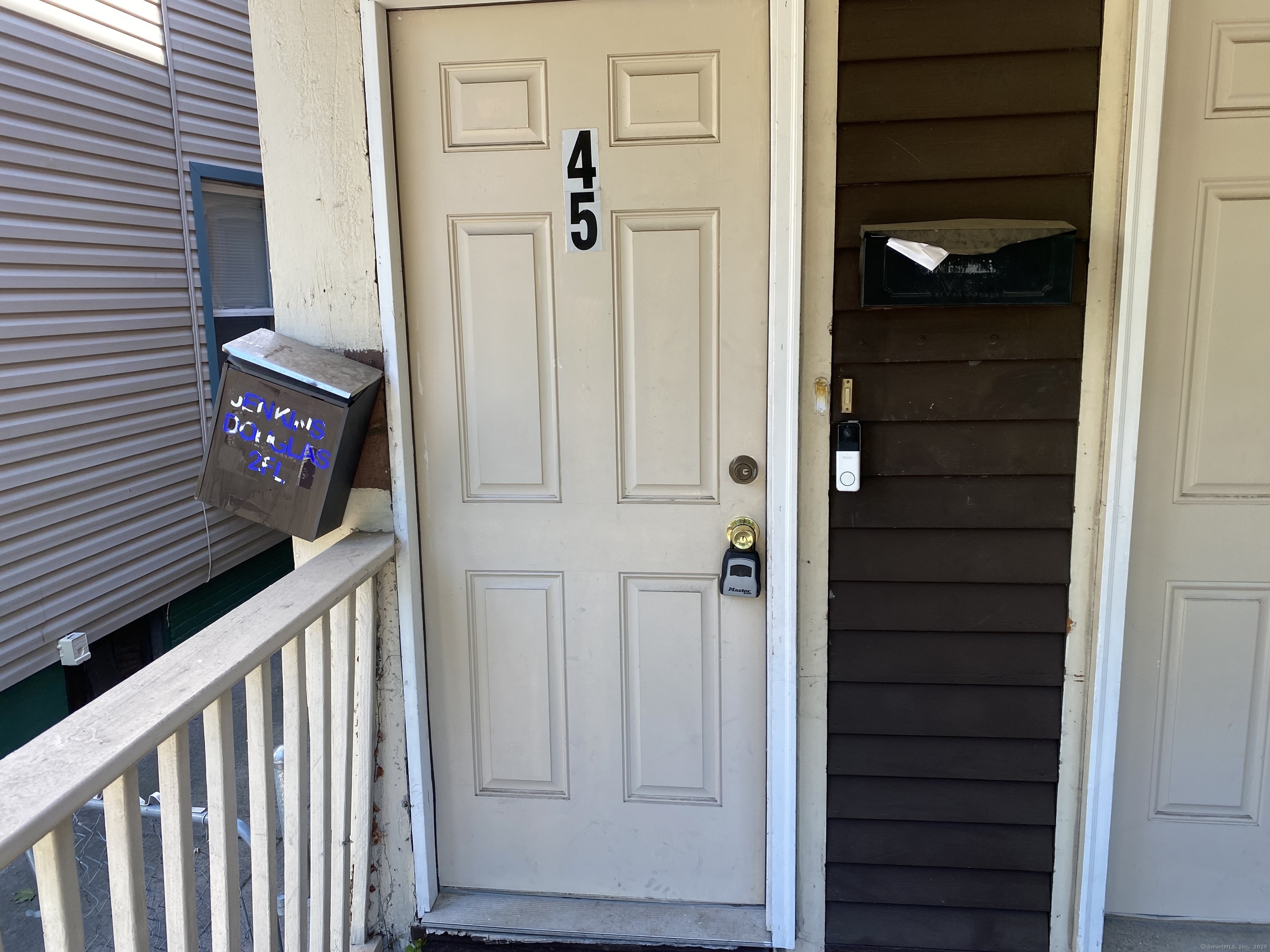 43 Gilbert Avenue New Haven, CT 06511 - Photo 4 of 14