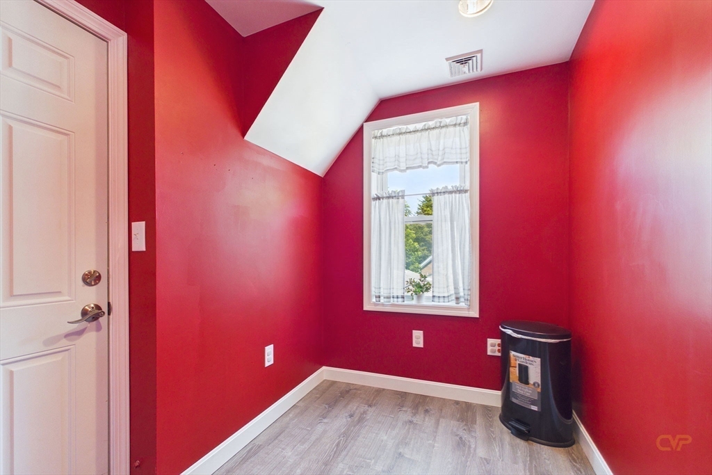 28 Hancock Street Fall River, MA 02721 - Photo 21 of 32
