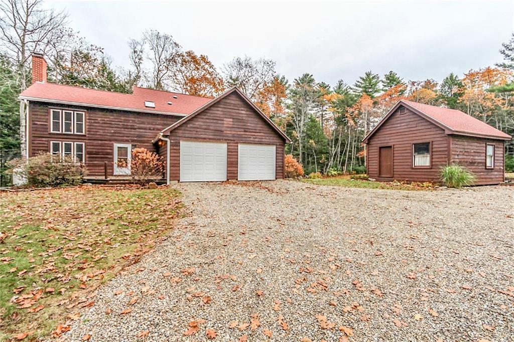 189 Biscay Road Damariscotta, ME 04543 - Photo 1 of 35 189 Biscay Road! Large driveway