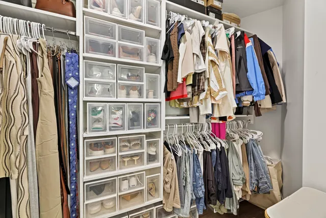 $999,999 | 1212 Demonbreun Street, Unit 1802, Nashville, TN 37203