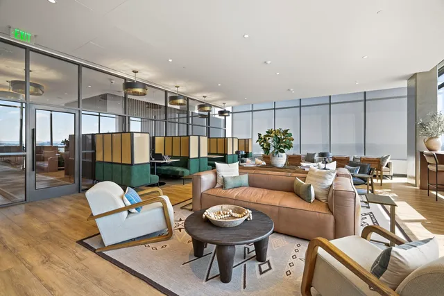 $999,999 | 1212 Demonbreun Street, Unit 1802, Nashville, TN 37203