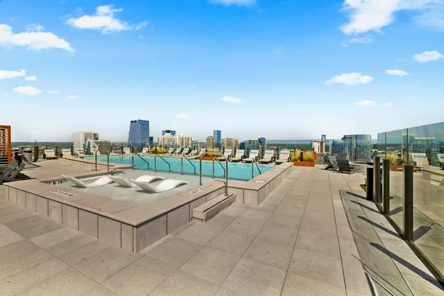 $999,999 | 1212 Demonbreun Street, Unit 1802, Nashville, TN 37203