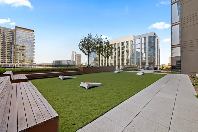 $999,999 | 1212 Demonbreun Street, Unit 1802, Nashville, TN 37203