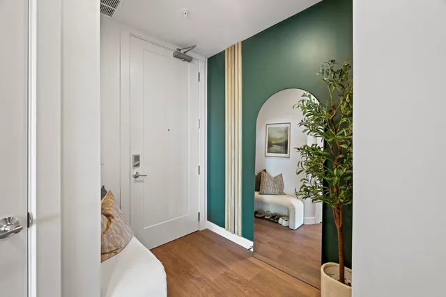 $999,999 | 1212 Demonbreun Street, Unit 1802, Nashville, TN 37203