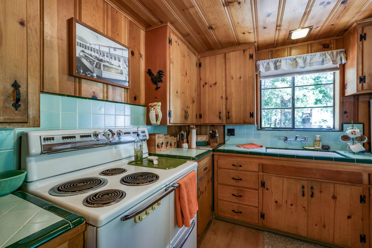 41760 Sparrow Road Shaver Lake, CA 93664 - Photo 19 of 44