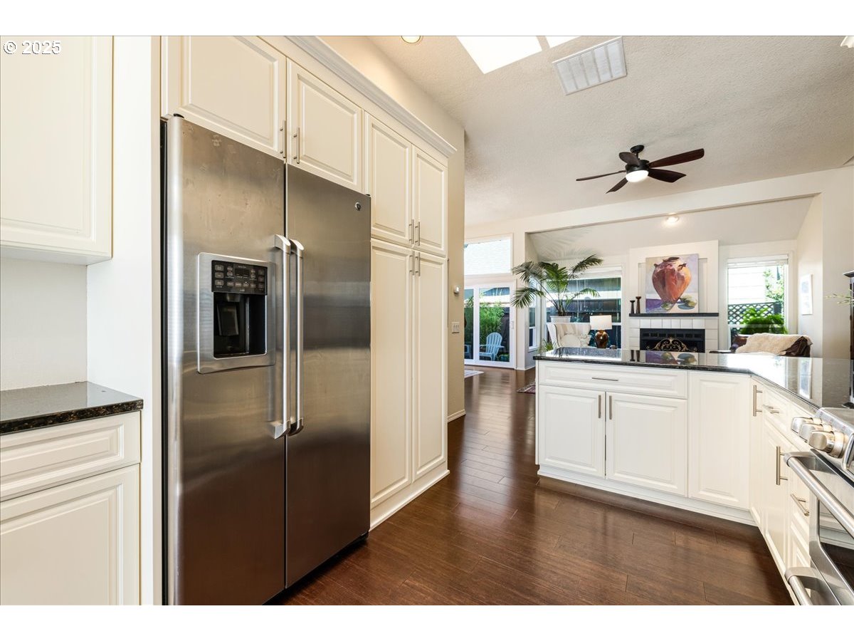 5725 Southwest Windfield Loop Lake Oswego, OR 97035 - Photo 11 of 35