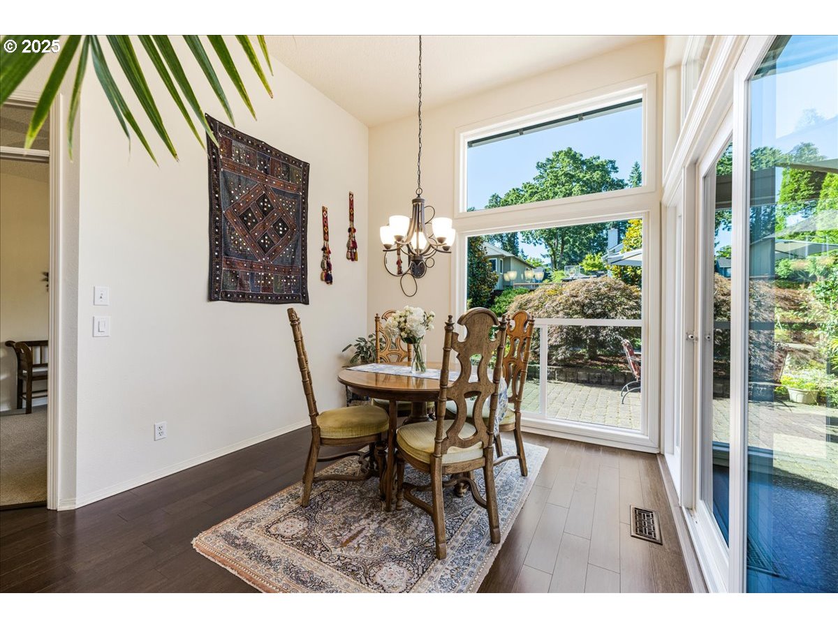 5725 Southwest Windfield Loop Lake Oswego, OR 97035 - Photo 21 of 35