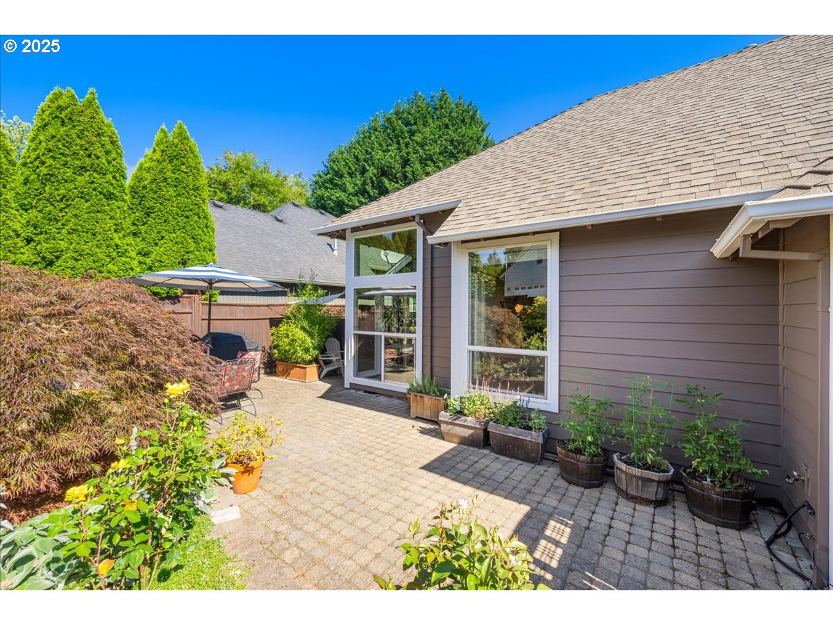 5725 Southwest Windfield Loop Lake Oswego, OR 97035 - Photo 29 of 35