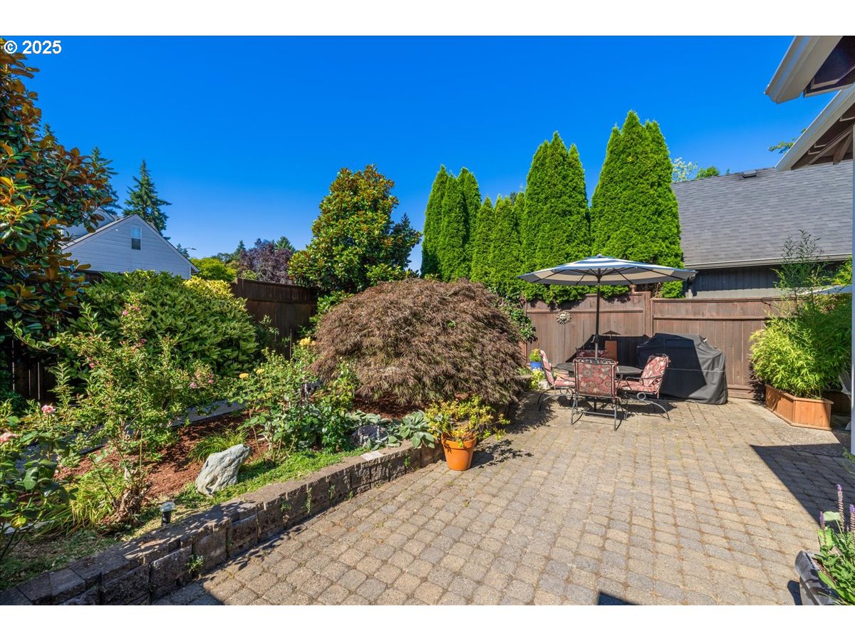 5725 Southwest Windfield Loop Lake Oswego, OR 97035 - Photo 33 of 35