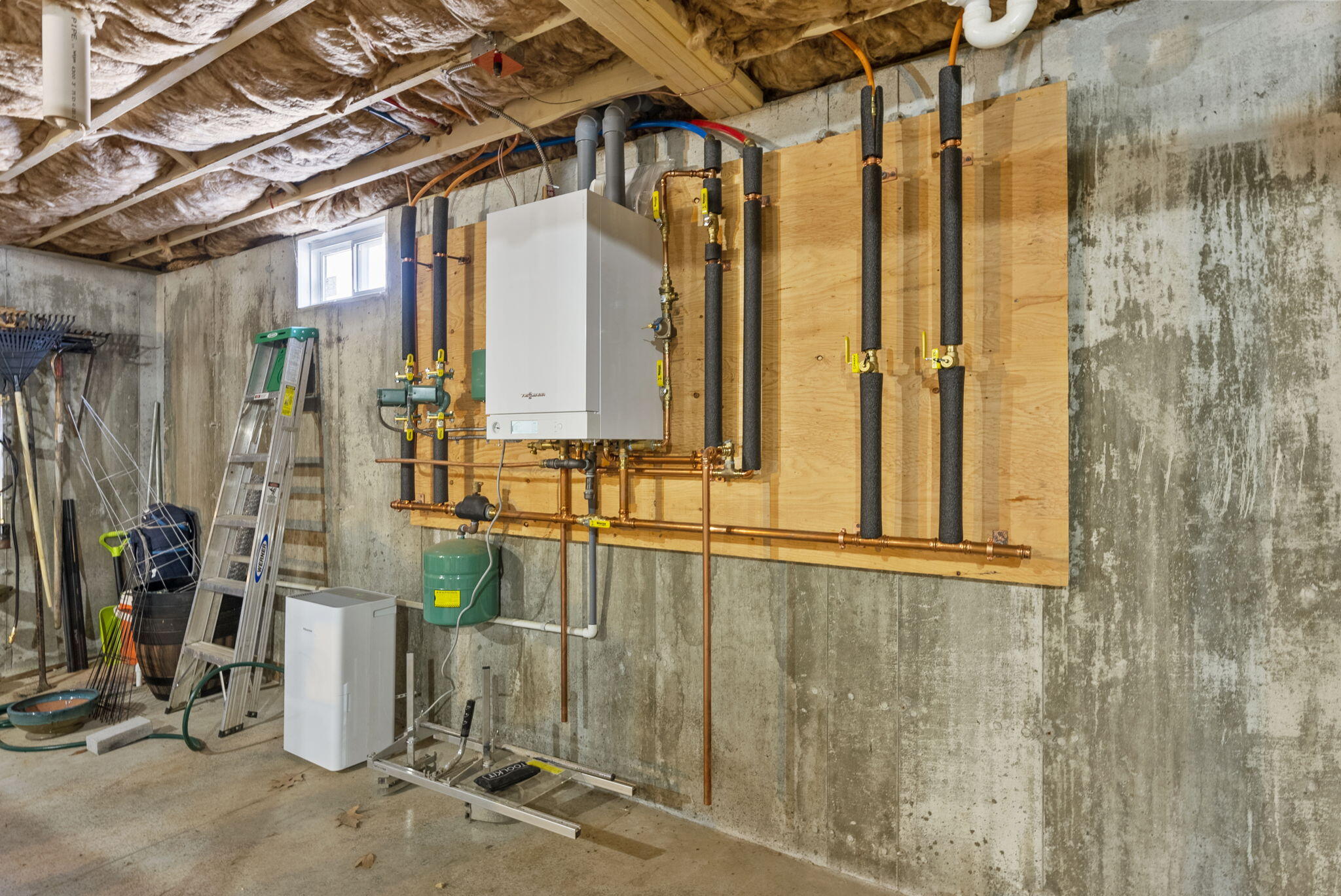 408 Deering Ridge Road East Waterboro, ME 04030 - Photo 38 of 50 Basement
