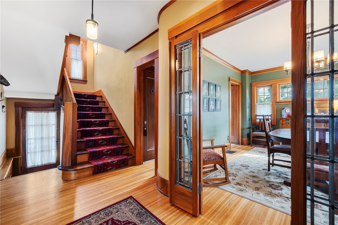 156 Windemere Road Rochester, NY 14610 - Photo 4 of 49 Gallery Image 4