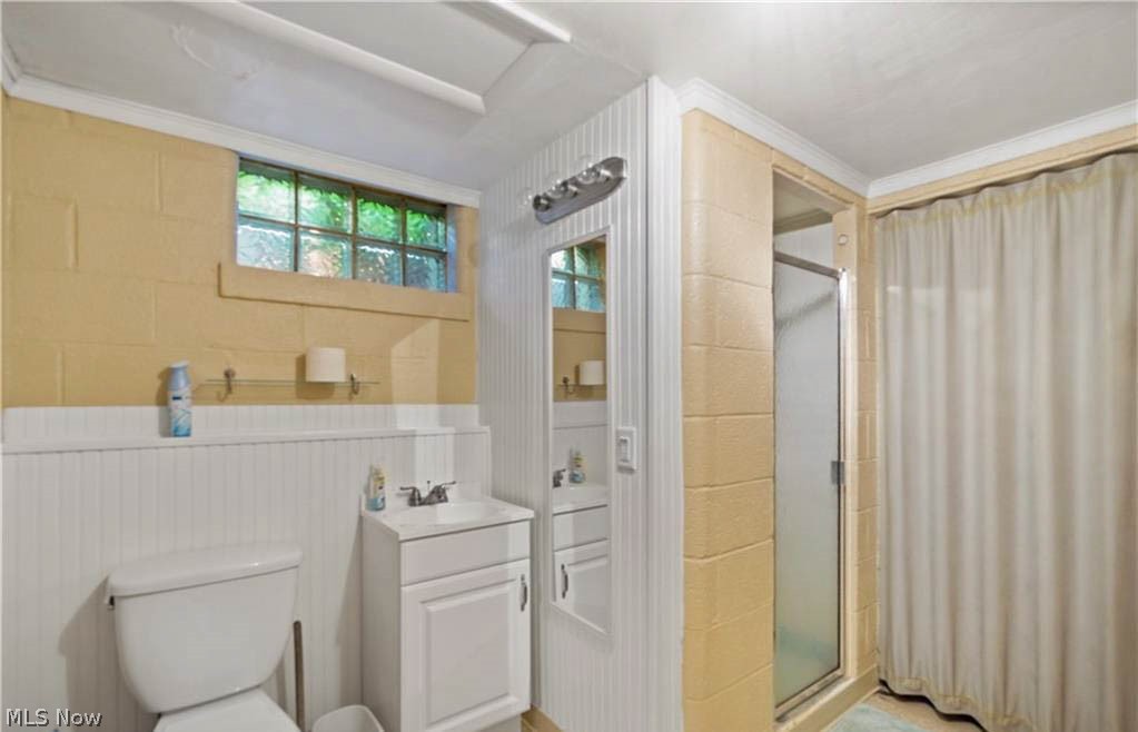 1115 Rutherford Road Cleveland, OH 44112 - Photo 17 of 25