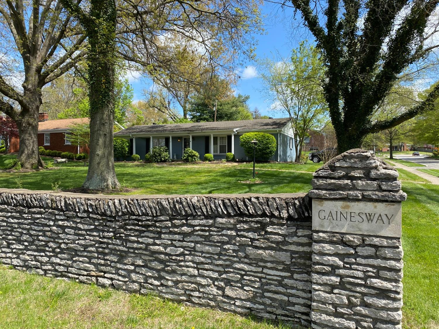 3498 Tates Creek Road Lexington, KY 40517 - Photo 1 of 24 Photo 1