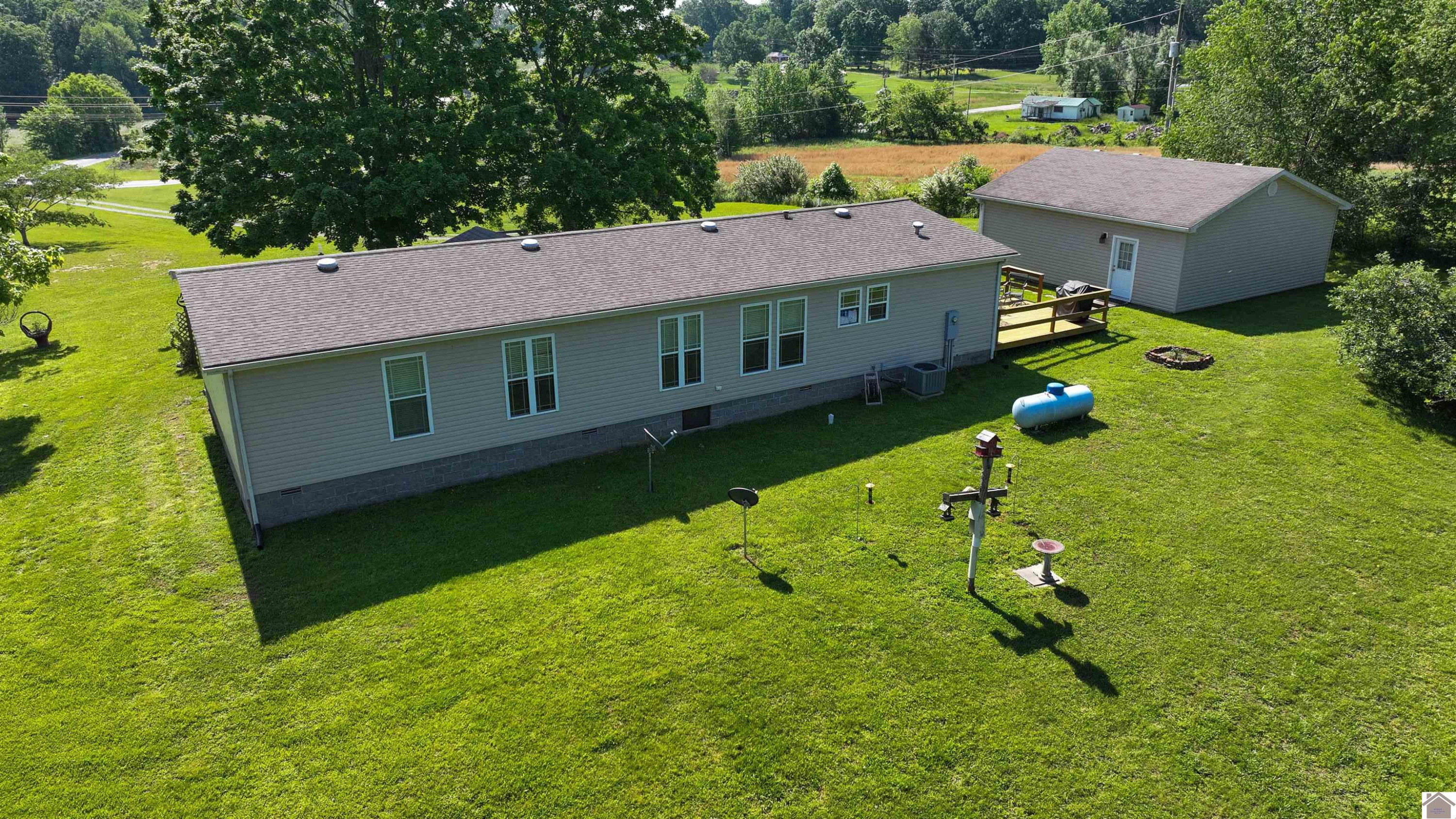 5109 S Road Cadiz, KY 42211 - Photo 5 of 35 Photo 5