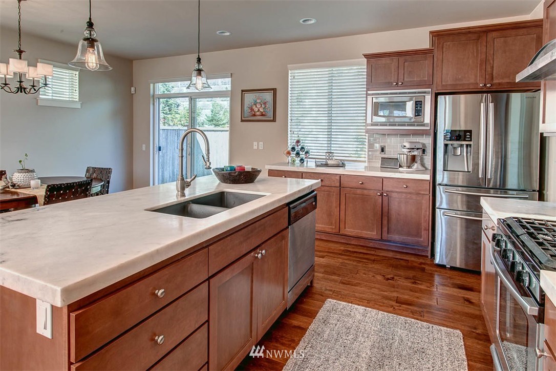 23107 35th Drive Southeast Bothell, WA 98021 - Photo 9 of 22