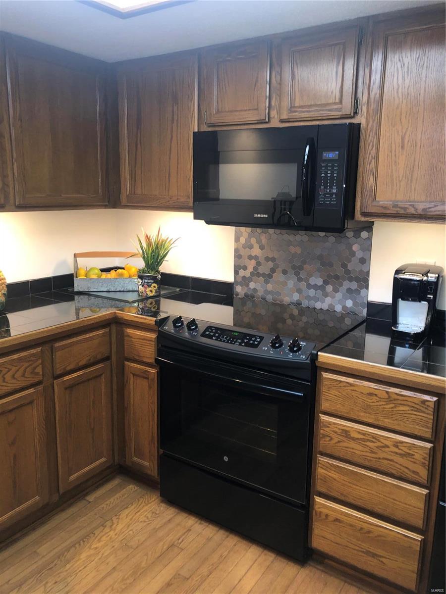 323 Kipling Way, Unit B Weldon Spring, MO 63304 - Photo 11 of 16
