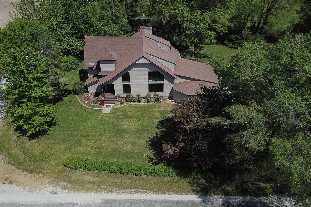 877 East 1800 North Road Assumption, IL 62510 - Photo 3 of 46 a aerial view of house with yard and green space