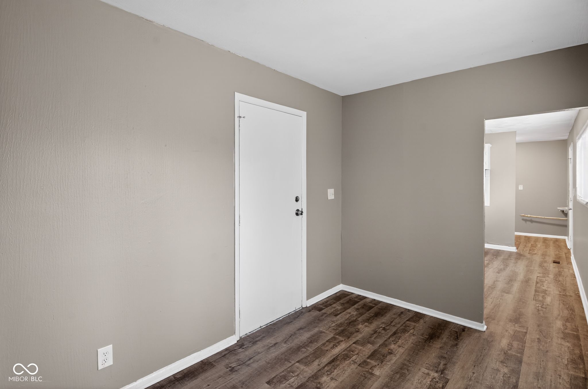 4101 Biscayne Road Indianapolis, IN 46226 - Photo 11 of 32