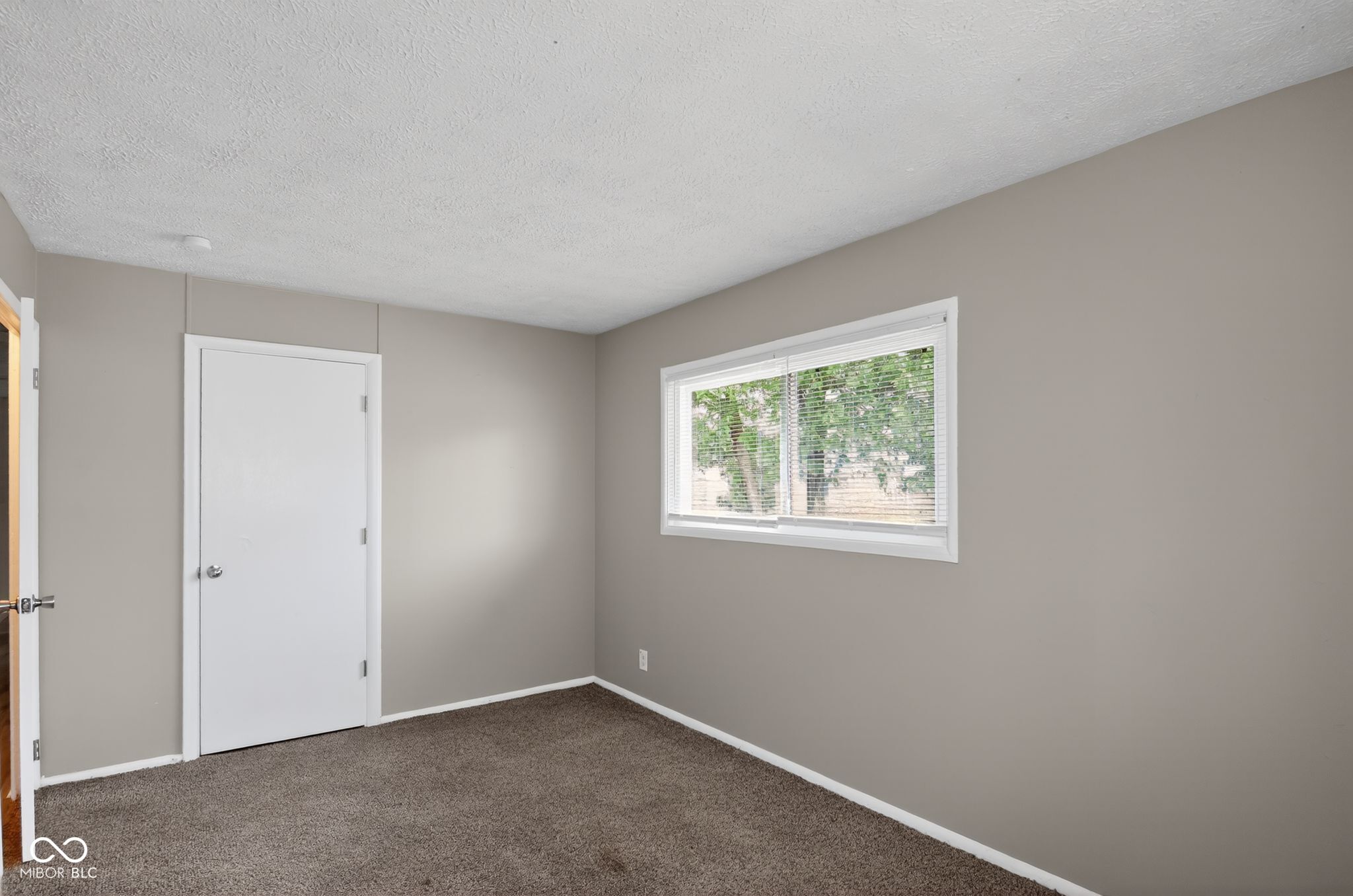 4101 Biscayne Road Indianapolis, IN 46226 - Photo 13 of 32