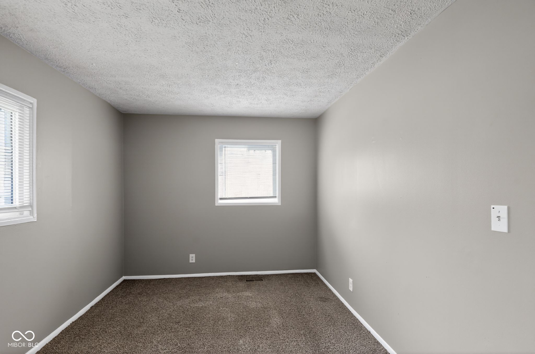 4101 Biscayne Road Indianapolis, IN 46226 - Photo 19 of 32