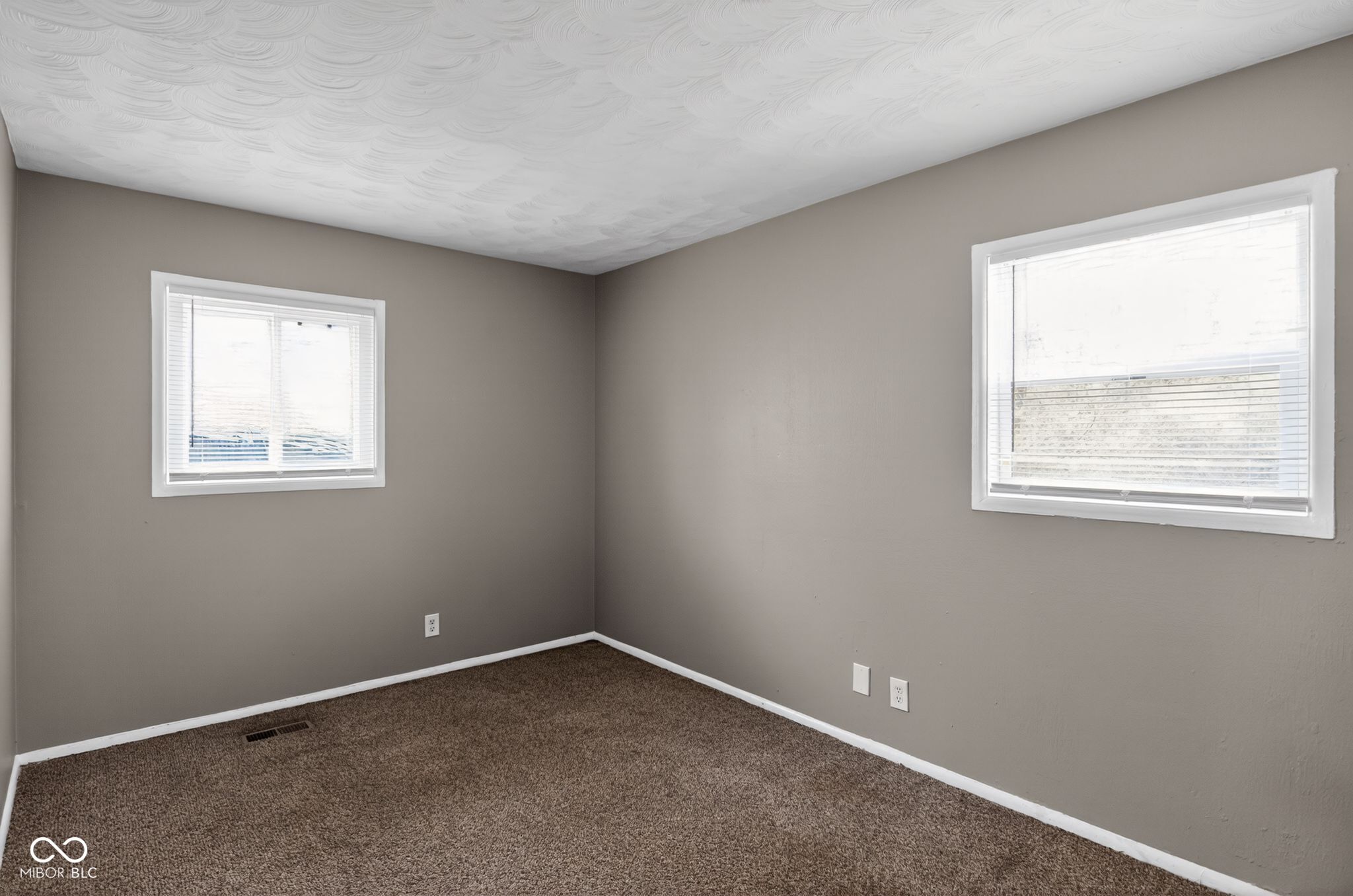 4101 Biscayne Road Indianapolis, IN 46226 - Photo 22 of 32