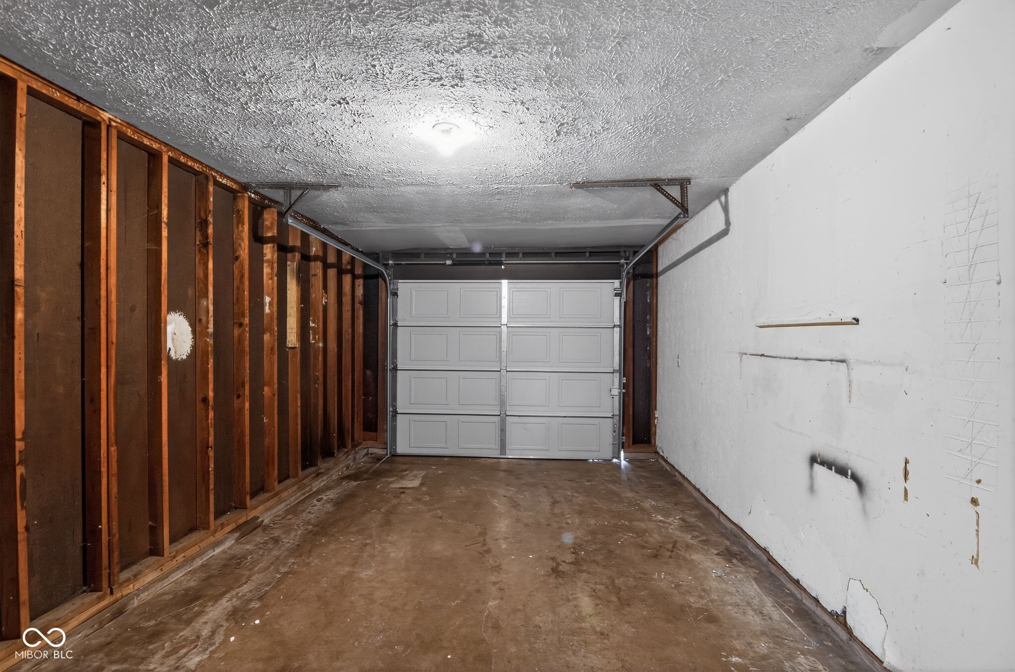 4101 Biscayne Road Indianapolis, IN 46226 - Photo 26 of 32