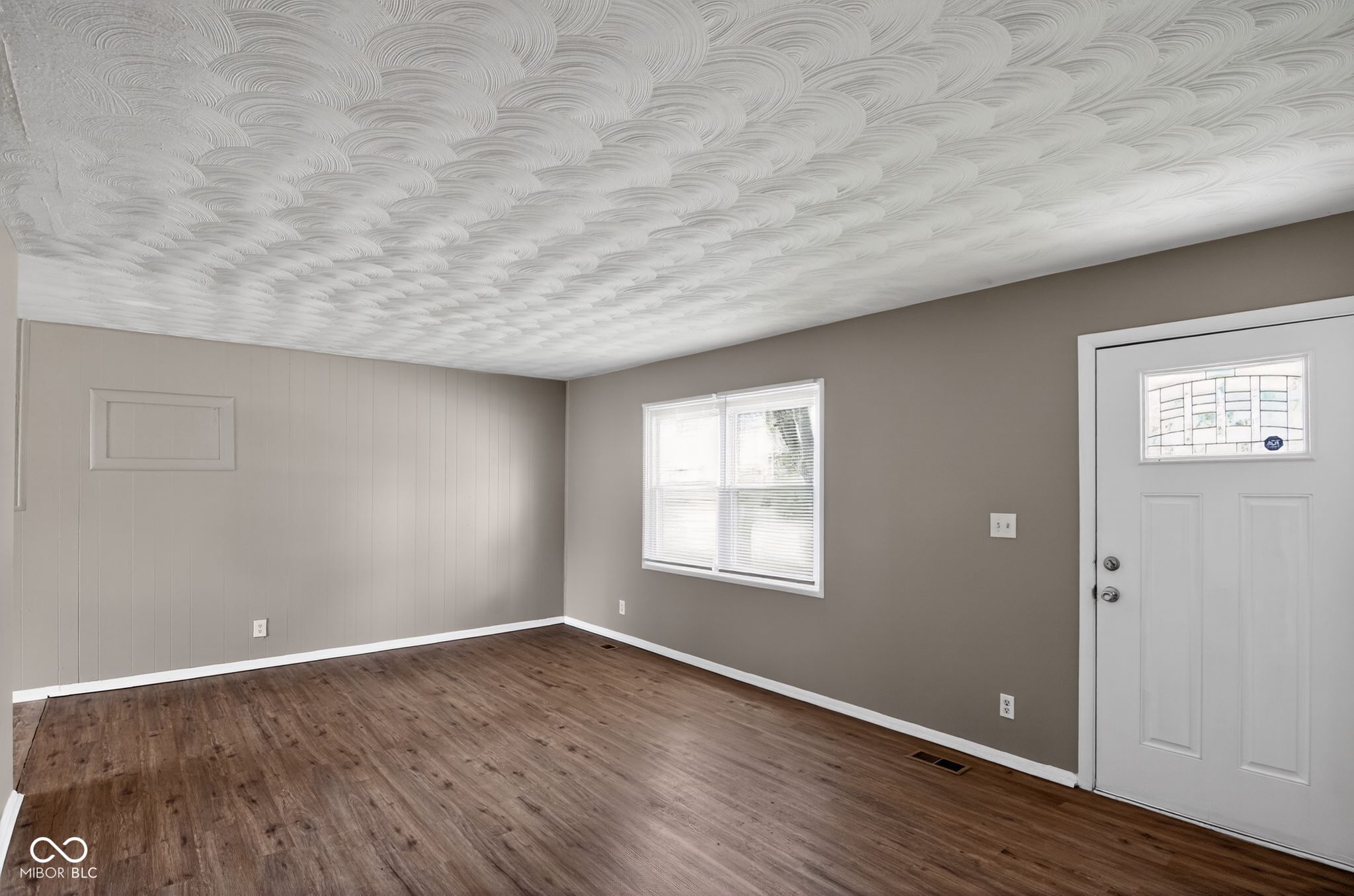 4101 Biscayne Road Indianapolis, IN 46226 - Photo 5 of 32