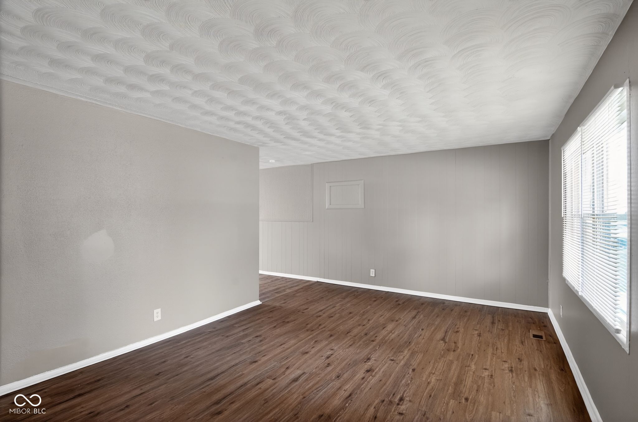 4101 Biscayne Road Indianapolis, IN 46226 - Photo 6 of 32