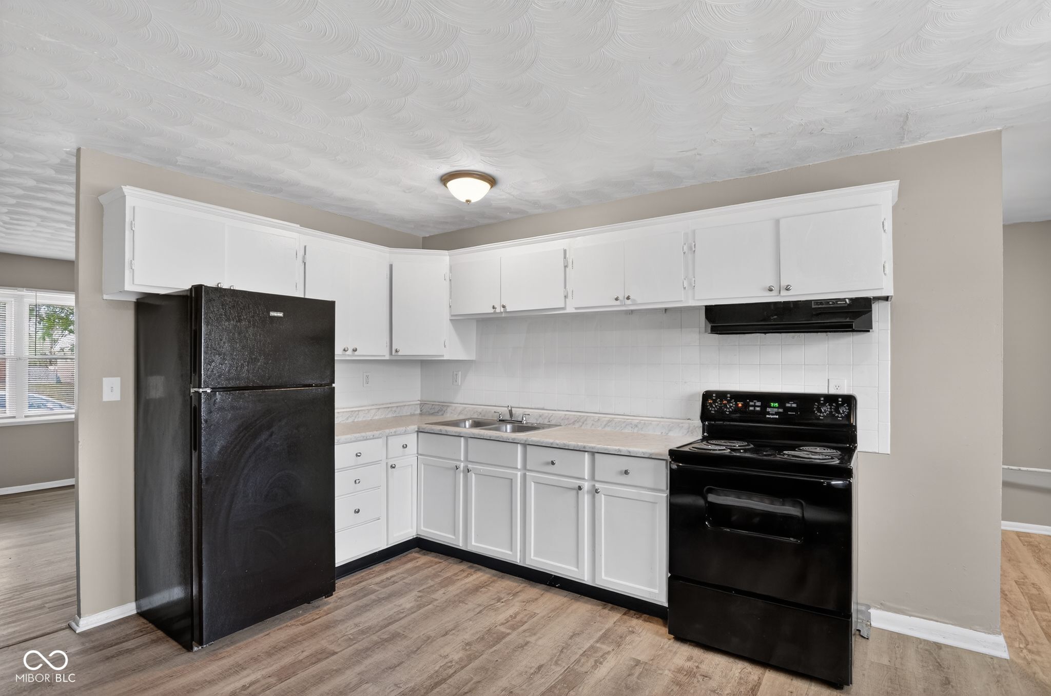 4101 Biscayne Road Indianapolis, IN 46226 - Photo 8 of 32